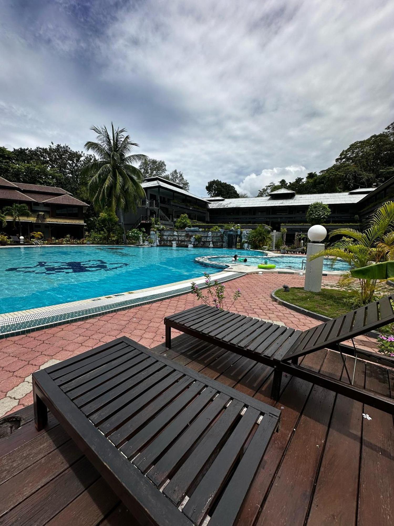 Beach Resort - Arwana Perhentian Besar 瓜拉勿述 外观 照片